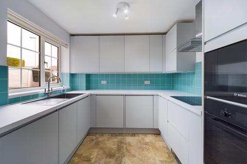 3 bedroom terraced house for sale - Swinburne Avenue, Hitchin, SG5