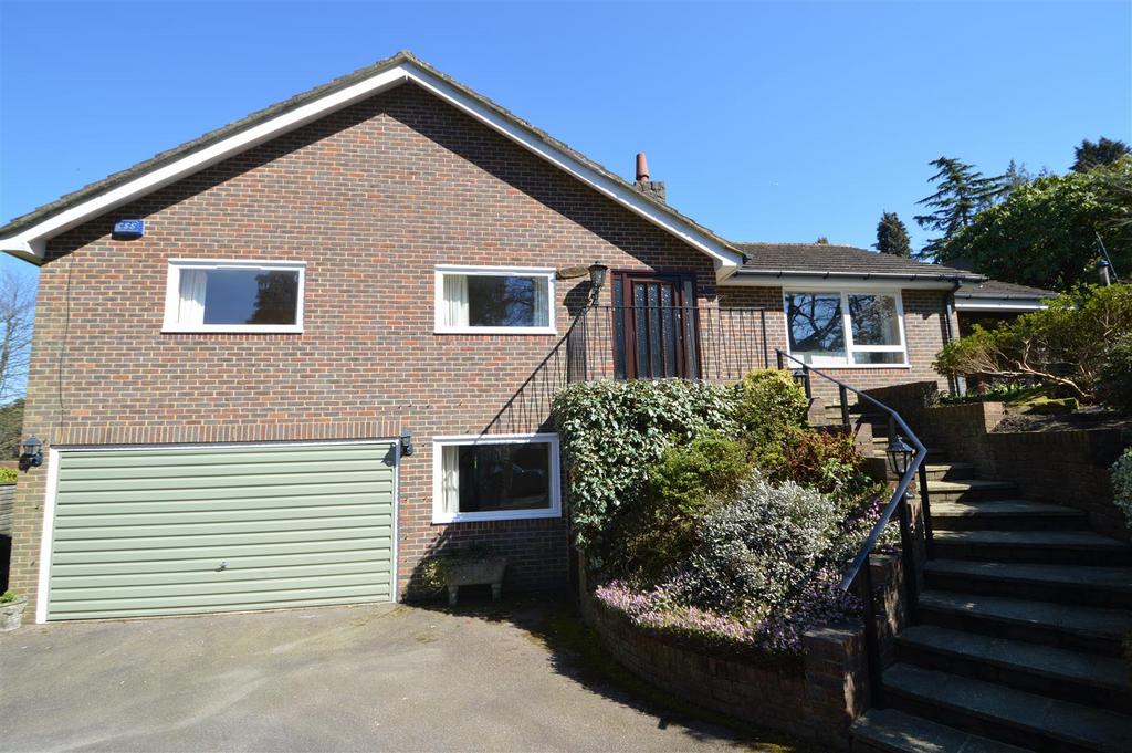 Aviemore Road, Crowborough 4 bed house £2,700 pcm (£623 pw)