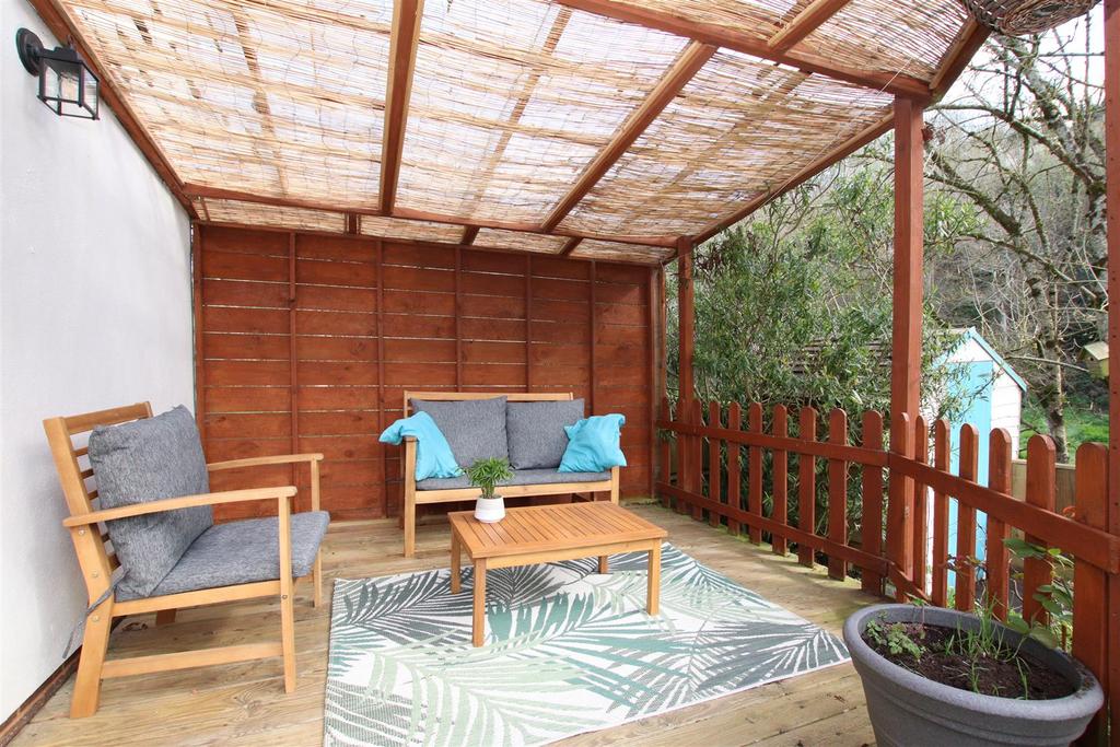 Garden Seating Area.JPG
