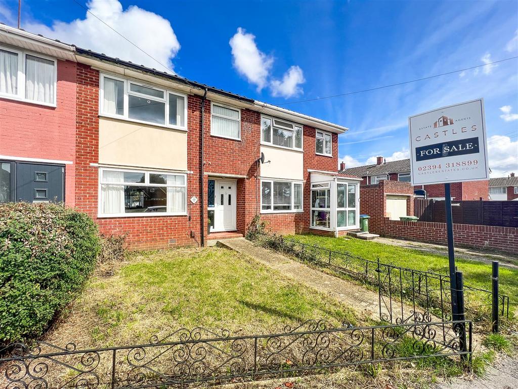 West Street, Portchester 3 bed terraced house for sale £265,000