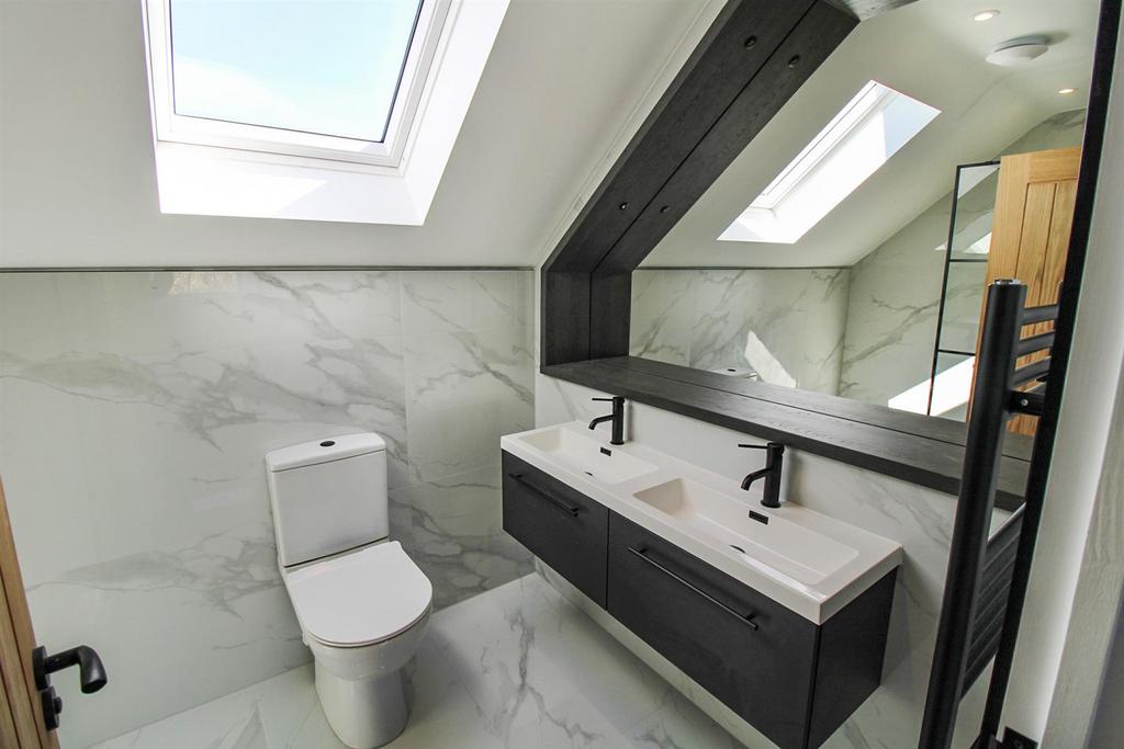 Ensuite 2