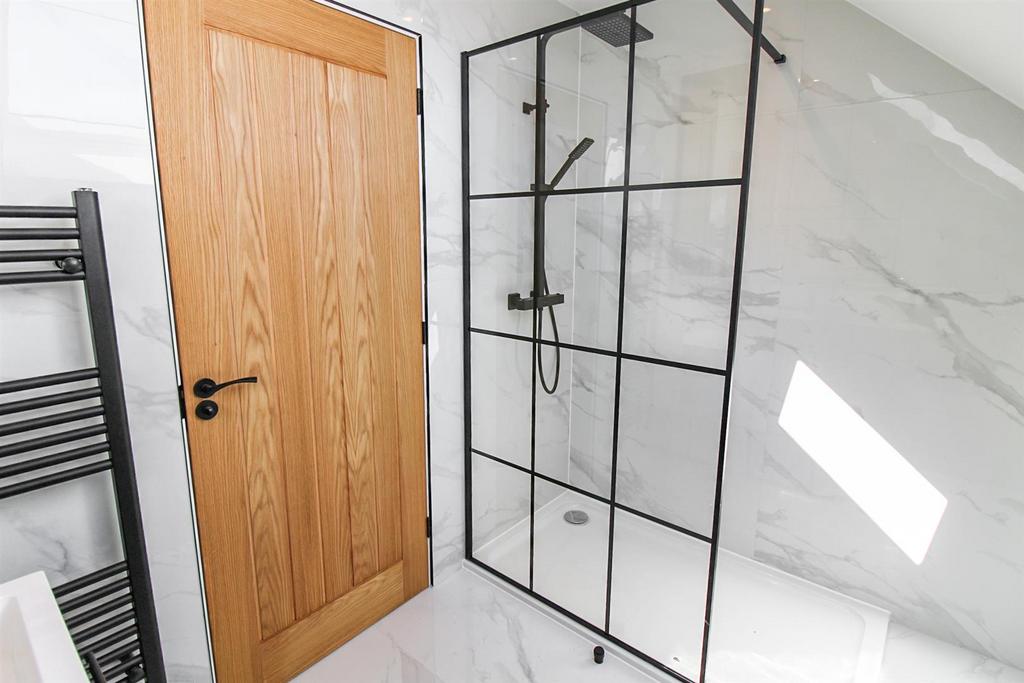 Ensuite 2