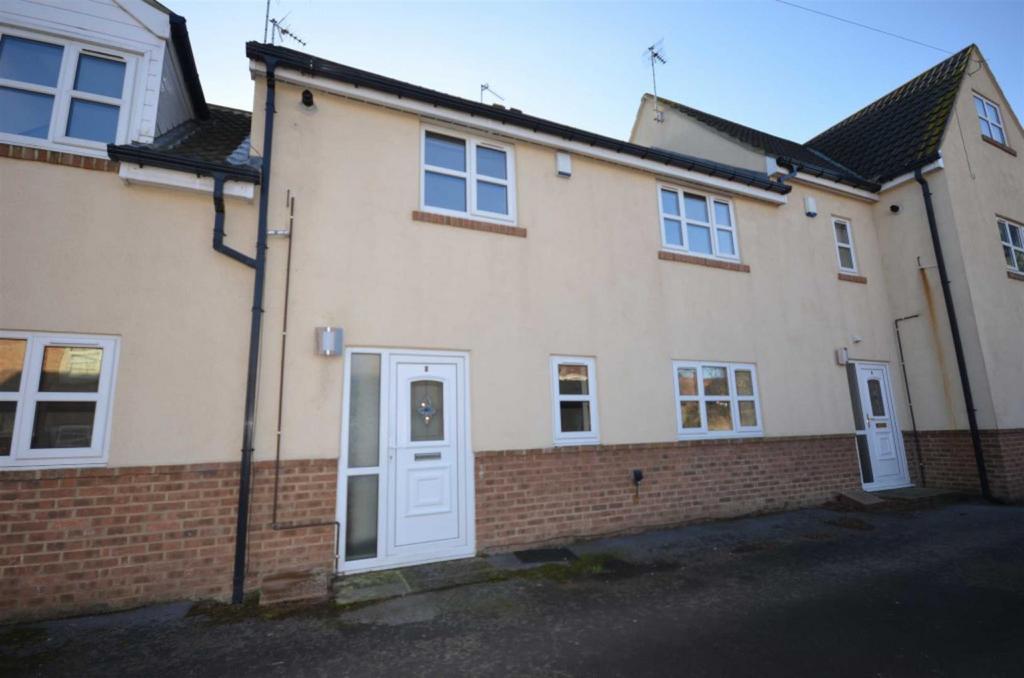 Sherah Mews, Rear Of 28 Low Street, Sherburn In Elmet 2 bed terraced house for sale £140,000