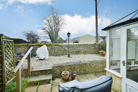 3 bedroom retirement property for sale, The Orchard, Fairford
