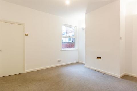 54 Woolmer Road, The Meadows, Nottingham, NG2 2FB