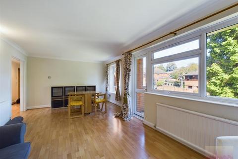 2 bedroom flat to rent, Penair Lodge, South Hill Avenue, Harrow on the Hill