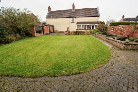 Plot for sale, High Street, Barmby-On-The-Marsh