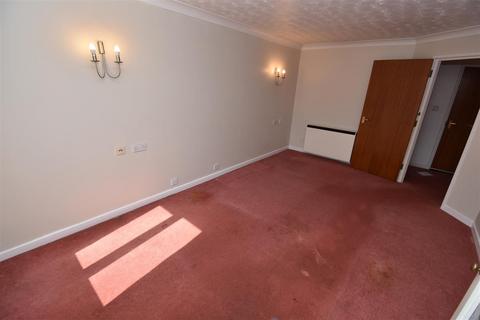 1 bedroom flat for sale - Chestnut Court, Chester Road, Castle Bromwich, Birmingham