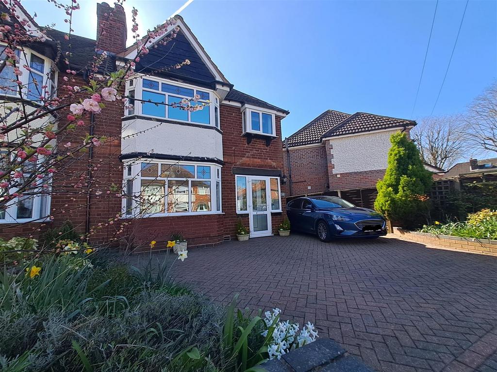 Vera Road, Yardley, Birmingham 3 bed semidetached house for sale £