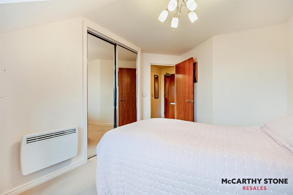 8583056-interior02-800.jpg