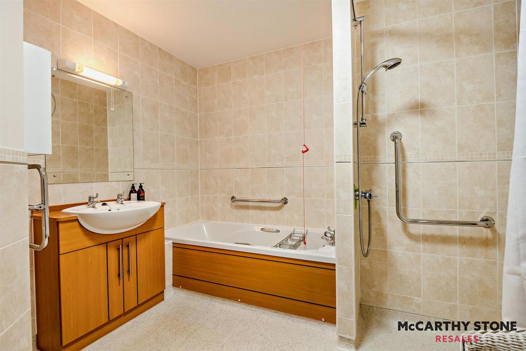 8583056-interior04-800.jpg
