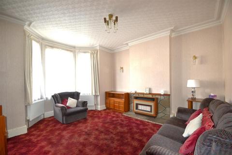 3 Mosslea Road, Bromley, BR2 9PS