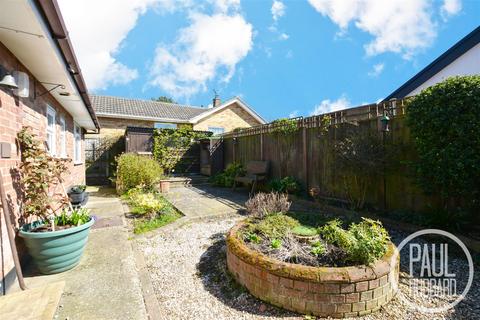 14 Conrad Road, Lowestoft, NR33 8QB