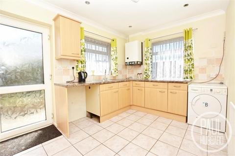 14 Conrad Road, Lowestoft, NR33 8QB