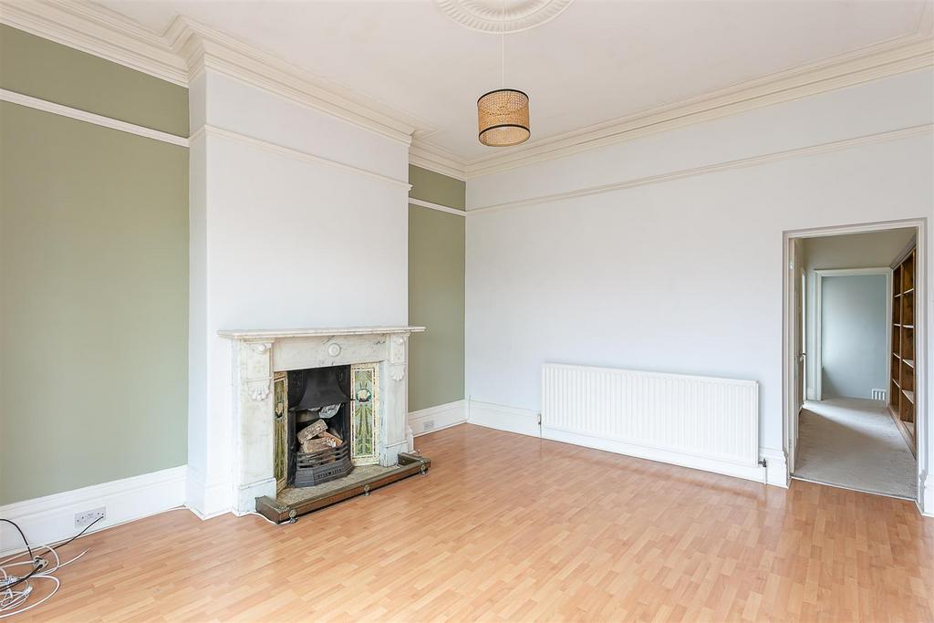 Highbury, Jesmond, Newcastle upon Tyne 2 bed flat £1,150 pcm (£265 pw)