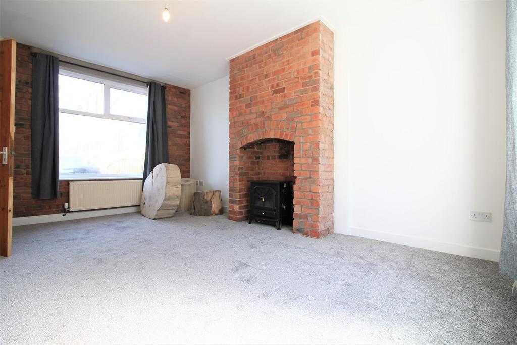 Winchester Way, Bolton, BL2 3 bed terraced house £695 pcm (£160 pw)