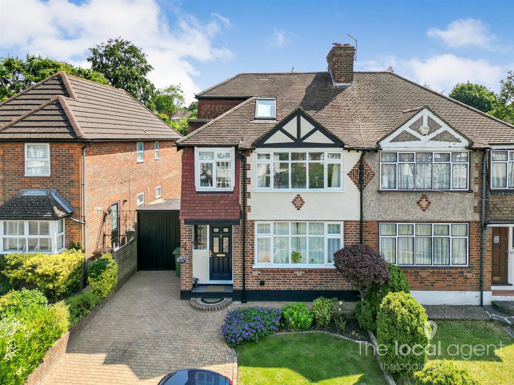Winkworth Road, Banstead 4 bed semidetached house for sale £725,000