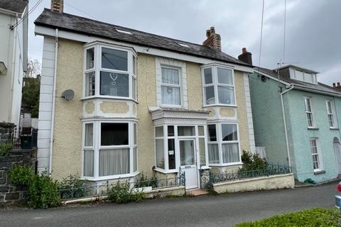 4 bedroom detached house for sale, Gomer Crescent, New Quay , SA45