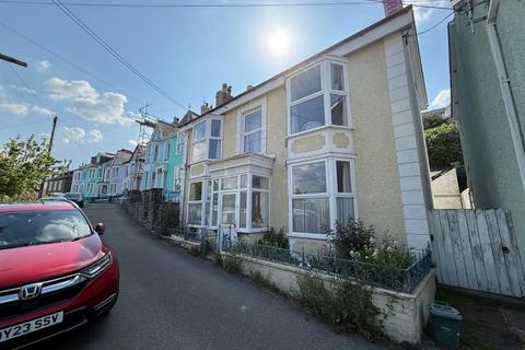 Preswylfa Gomer Crescent, New Quay, SA45 9NL
