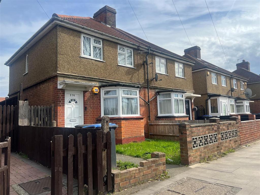 Green Street, Enfield 3 bed semidetached house £359,995