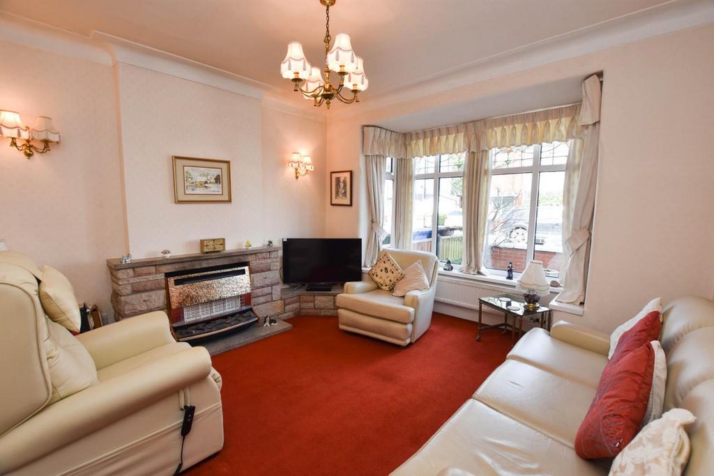 Danesway, Swinley, Wigan, WN1 2EX 3 bed semidetached house for sale