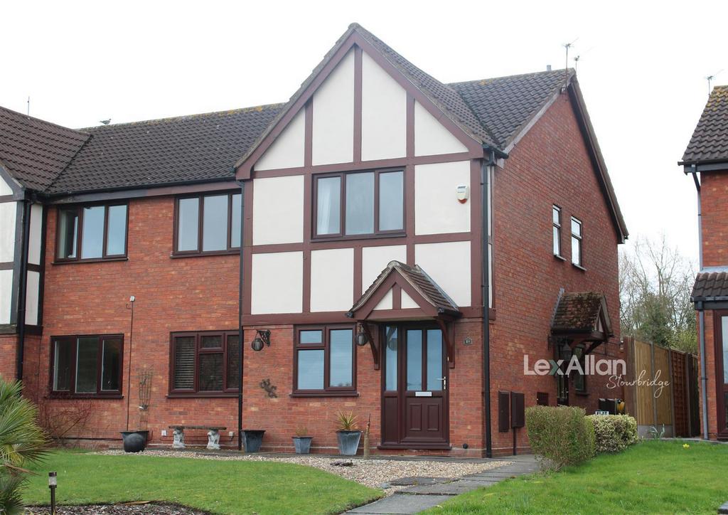 Woburn Drive, Brierley Hill 2 bed apartment £99,950