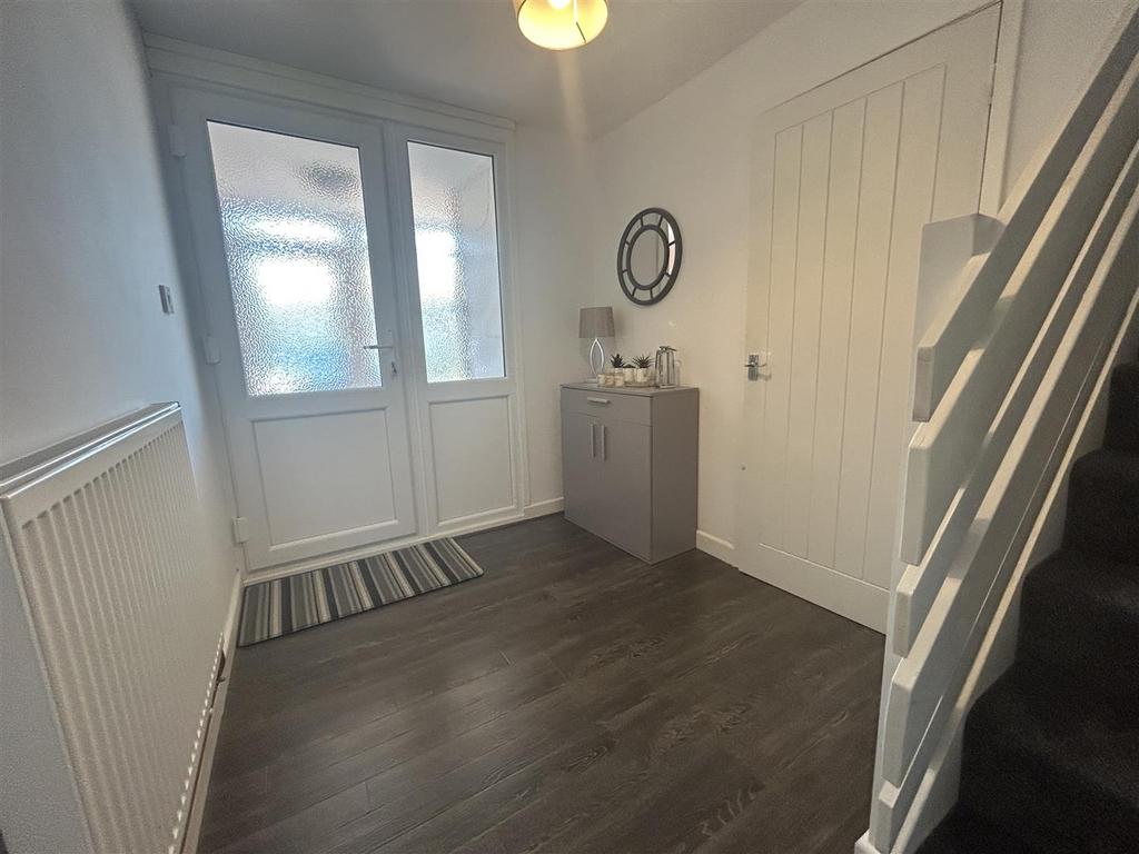 Woodbury Road, Halesowen 4 bed townhouse £250,000