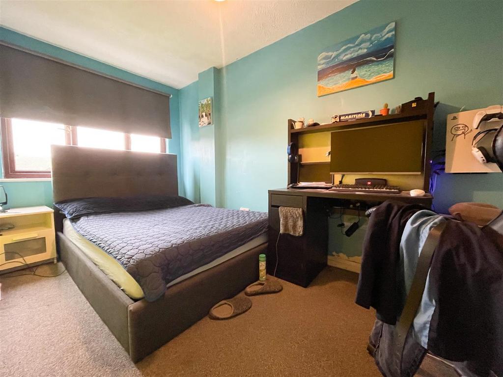 Bedroom 2.jpg