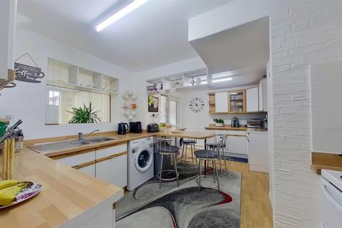 undefined, Baccara Grove, Bletchley, Milton Keynes