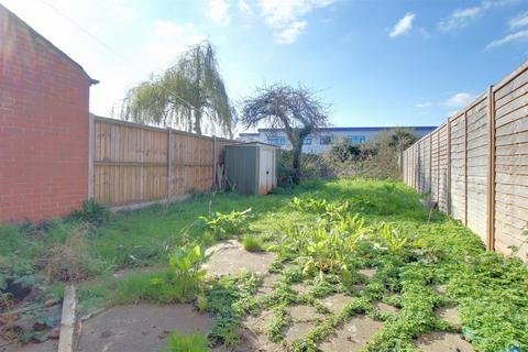 206 Bristol Road, Gloucester, GL1 5TA