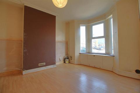 206 Bristol Road, Gloucester, GL1 5TA