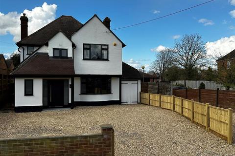 4 bedroom detached house for sale - Station Road, Lower Stondon