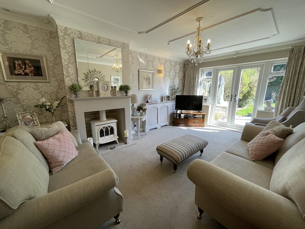 PEDMORE Stevens Road 3 bed semidetached house £400,000