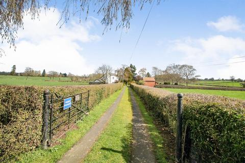 3 bedroom detached house for sale, Donkey Lane, Ashford Carbonel, Ludlow