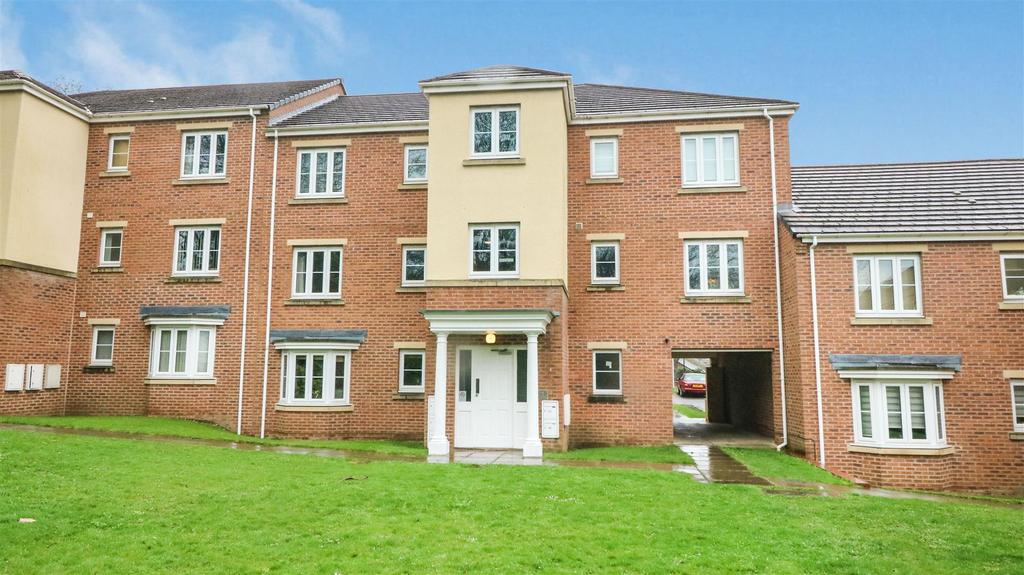 Lane End View, Spinneyfield, Rotherham 2 bed flat for sale £105,000