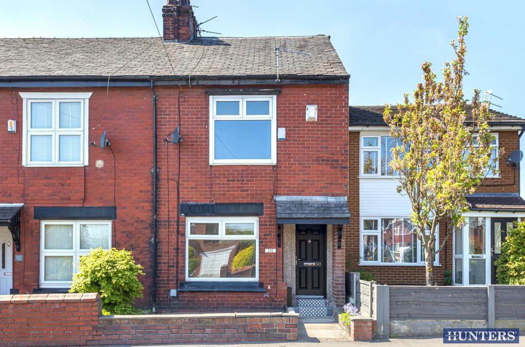 Walkden Road, Worsley, Manchester 3 bed end of terrace house £240,000