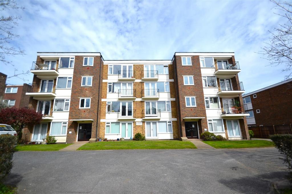 Court Downs Road, Beckenham 1 bed flat £1,350 pcm (£312 pw)
