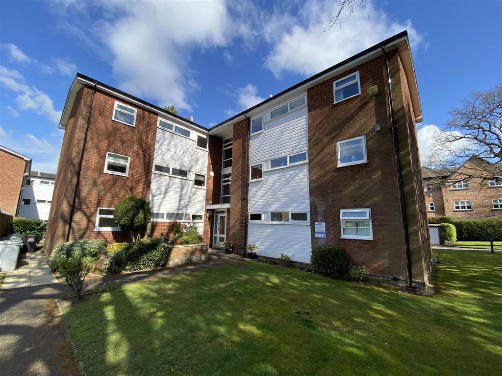 Lacey Green, Wilmslow 1 bed flat for sale £139,950