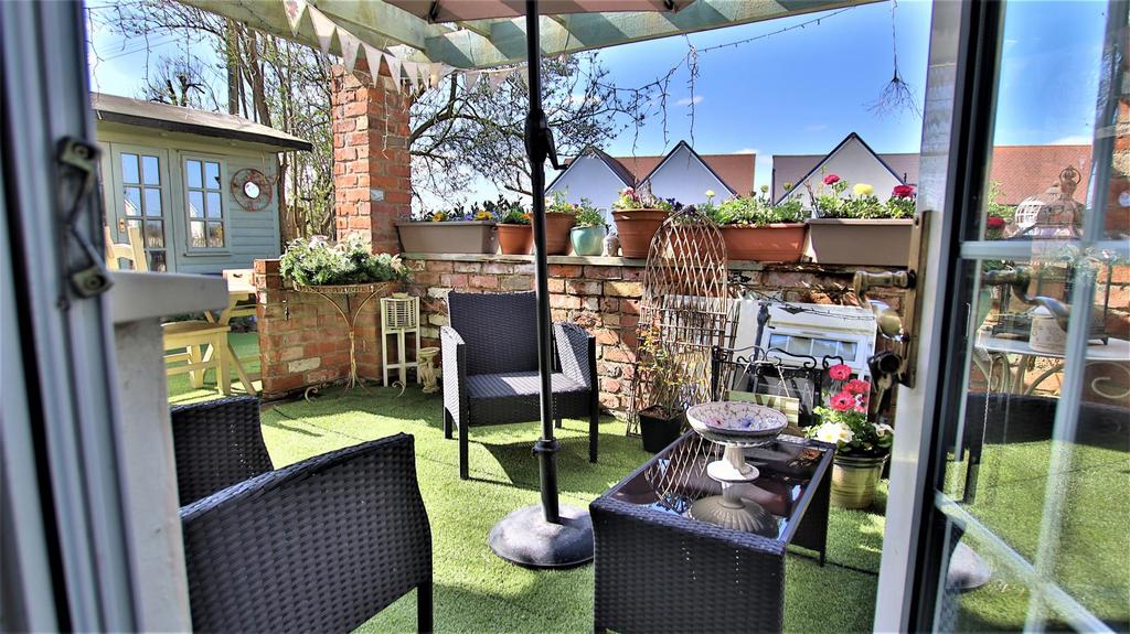 Bredons Hardwick, Tewkesbury 2 bed cottage £365,000