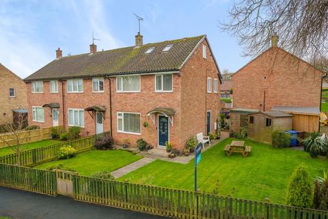 15 Cherry Tree Walk, Tadcaster, LS24 9HS