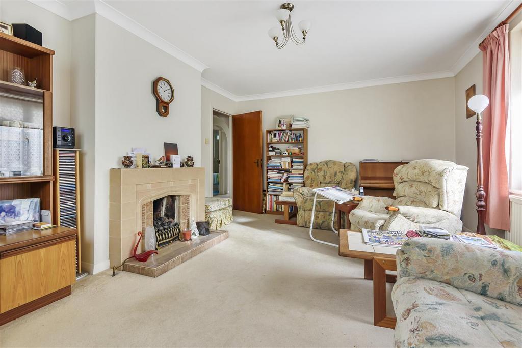 Southdown Road, ShorehamBySea 2 bed detached bungalow £650,000