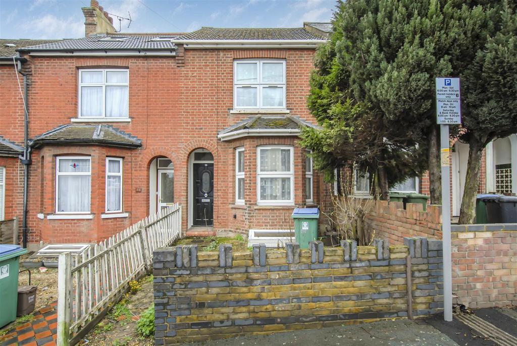 Liverpool Road, Watford 2 bed terraced house £400,000