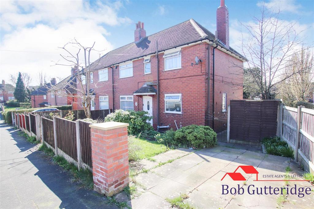 Rowley Avenue, Chesterton, Newcastle 4 bed semidetached house £160,000