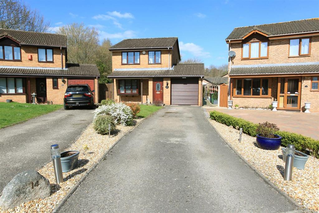 Curie Croft, Apley, Telford 3 bed detached house for sale £299,950