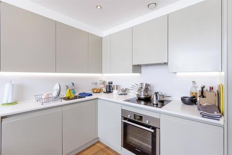 1 bedroom apartment for sale, Western Avenue, Perivale, Greenford, UB6