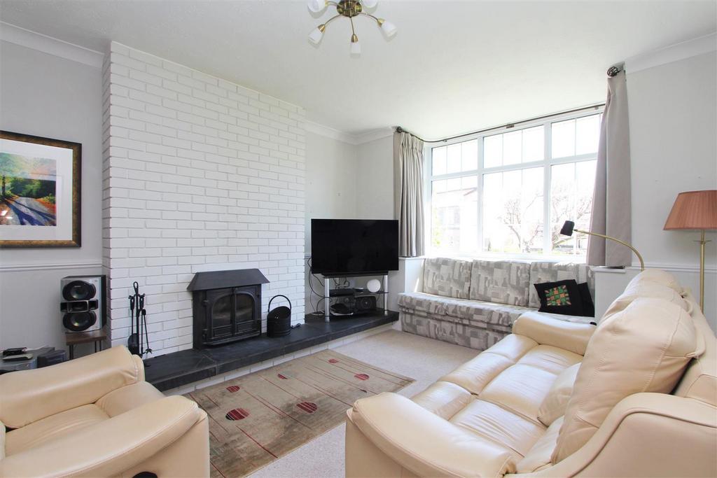Manor Road, Keynsham, Bristol 4 bed detached bungalow £700,000