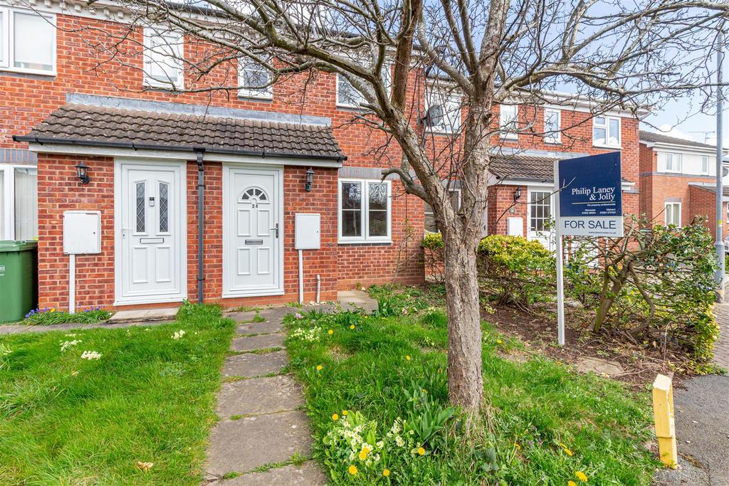 Chelmsford Drive, Worcester 2 bed terraced house for sale £200,000
