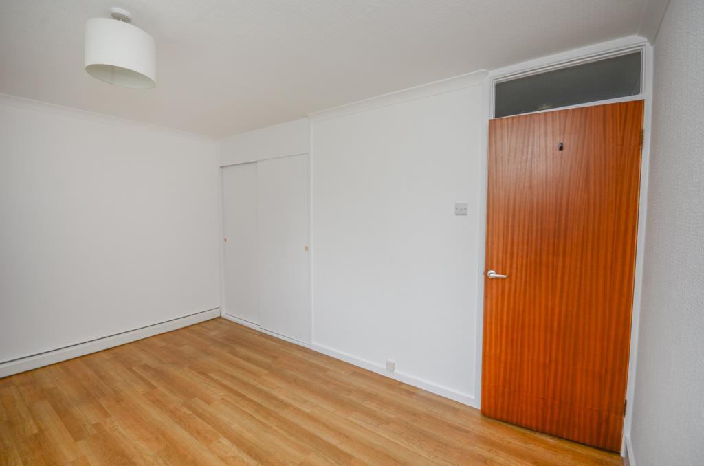 Bedroom two pic 2.jpg