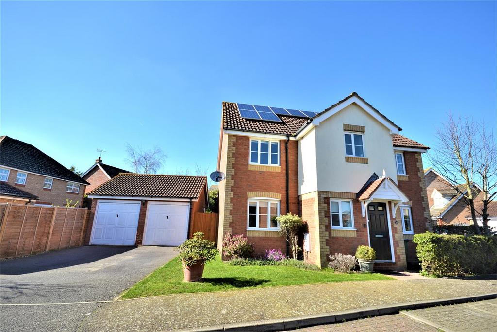 Buttercup Way, Southminster 5 bed detached house for sale £475,000