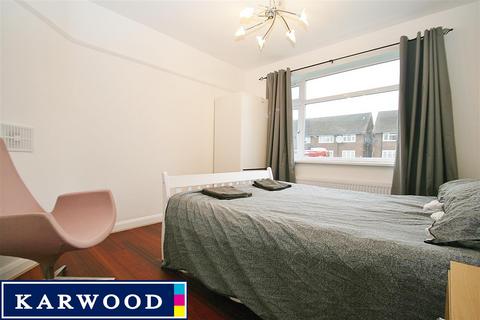 2 bedroom maisonette for sale, North Hayes